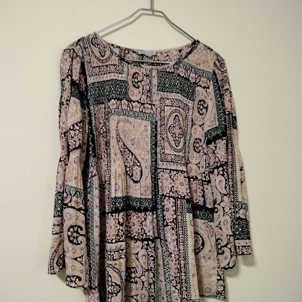 Floral & Ivy Size Medium Peasant Floral Blouse Shirt Boho Vibe Pleated Peasant - Picture 2 of 7